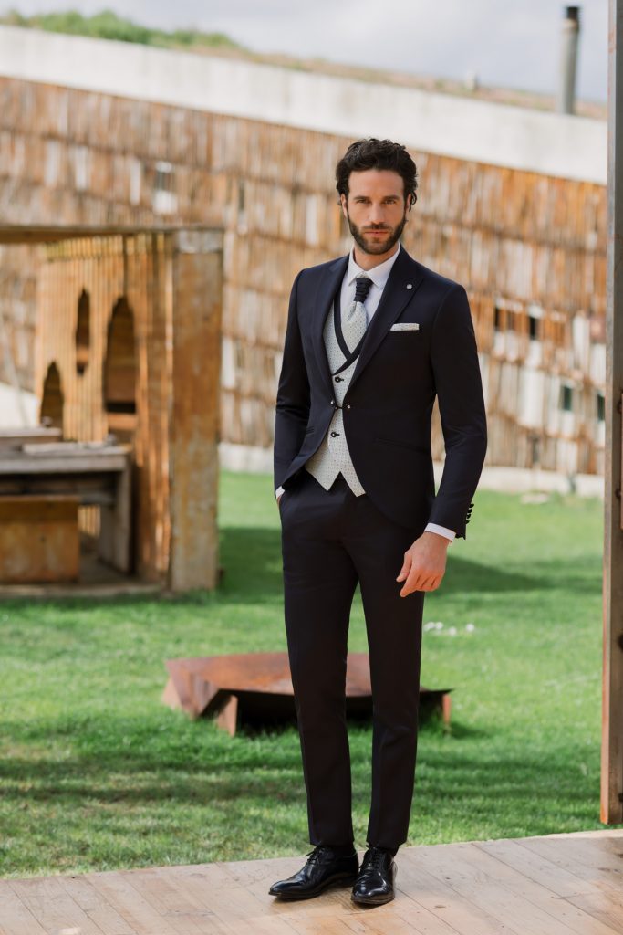 traje-novio-palencia-victormoda-2